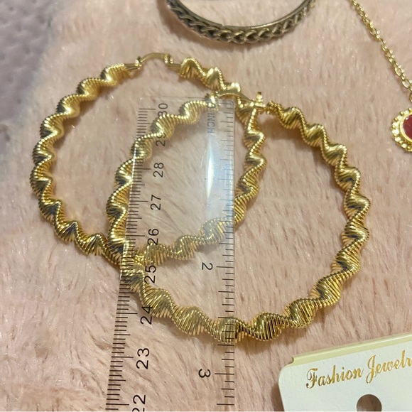 Jewelry Bundle #1 - Picture 6 of 11